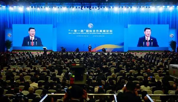 习近平出席“一带一路”国际合作高峰论坛开幕式并发表主旨演讲