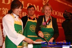 “驻华使节齐动手，大家来作中国菜”驻华外交官烹饪赛之一开篇